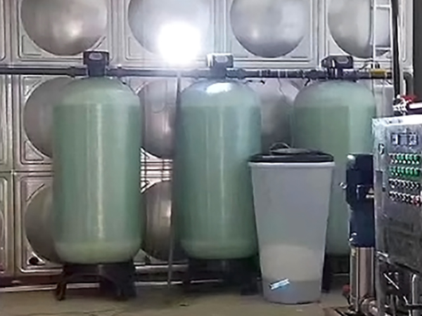 全自動軟水(shuǐ)設備