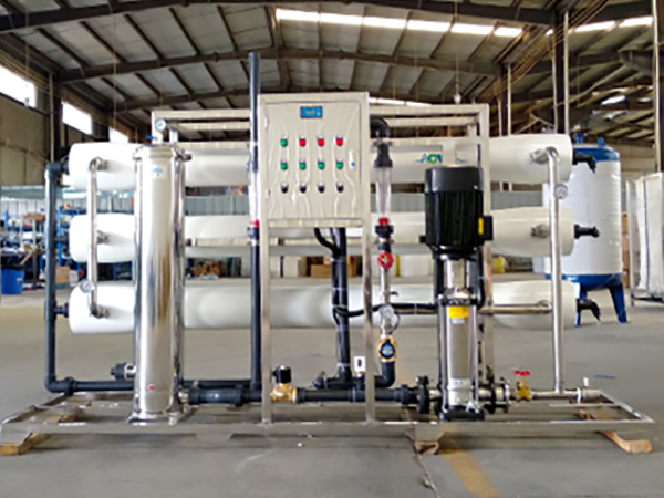 小(xiǎo)型反滲透純水(shuǐ)設備