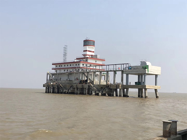 緬甸仰光引航站(zhàn)海水(shuǐ)淡化污水(shuǐ)一體(tǐ)化設備