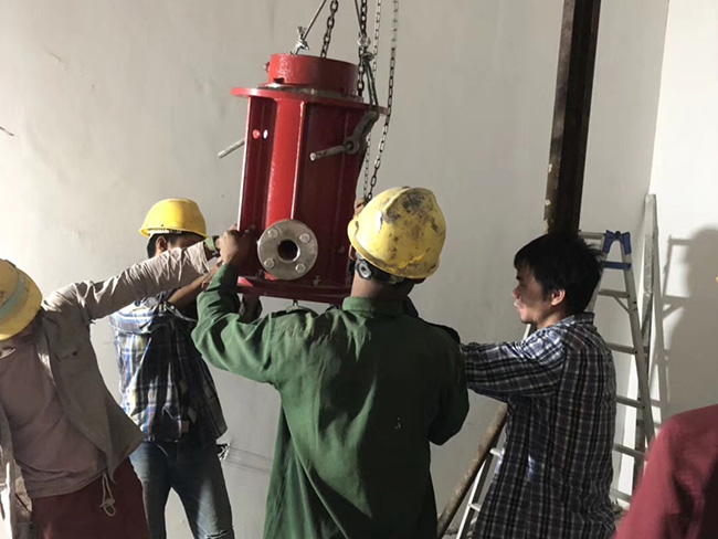 緬甸仰光引航站(zhàn)海水(shuǐ)淡化污水(shuǐ)一體(tǐ)化設備